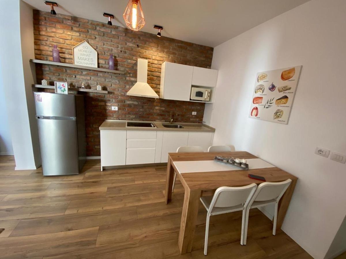 Rock Apartments Σαράντα Εξωτερικό φωτογραφία