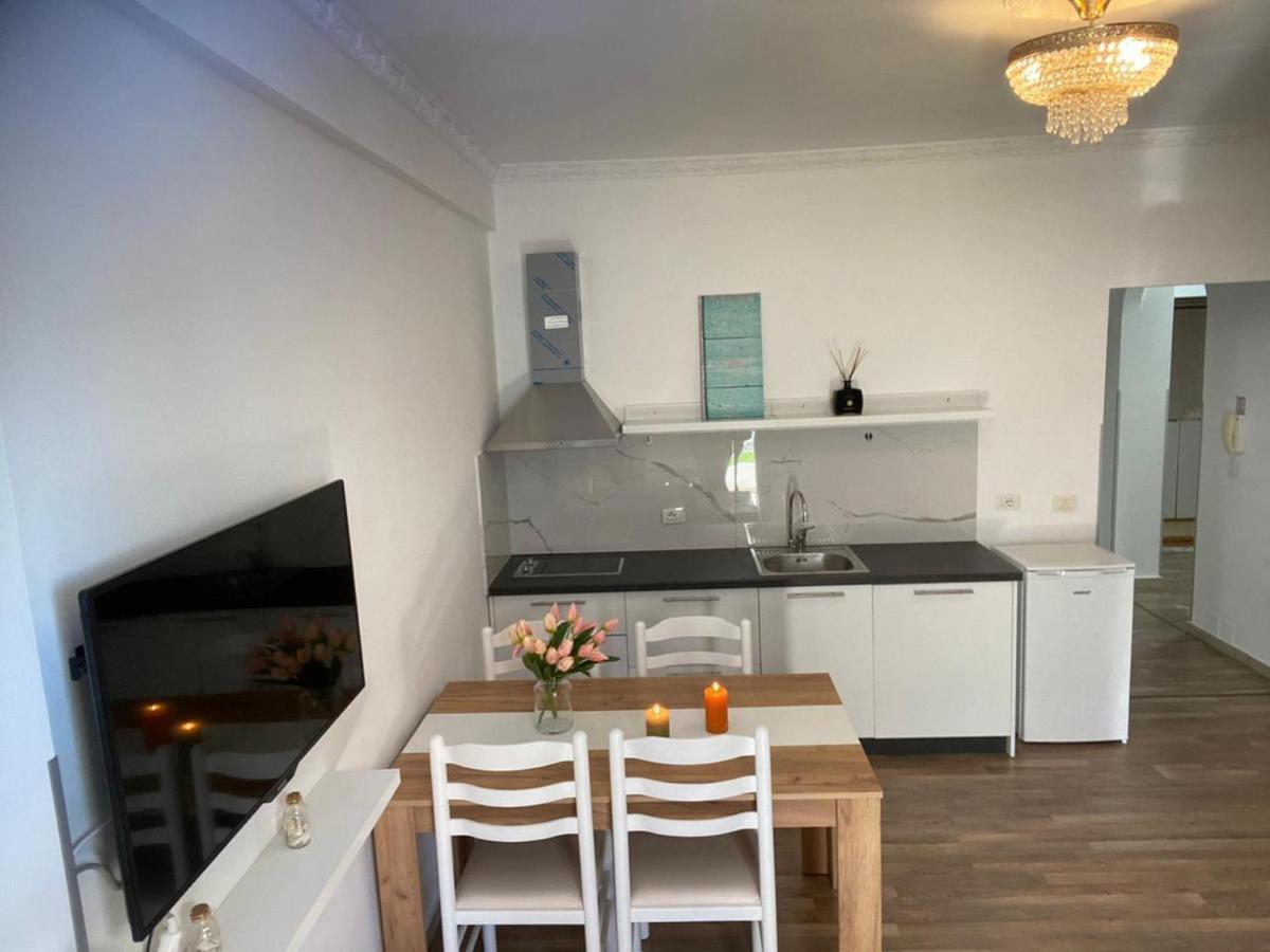 Rock Apartments Σαράντα Εξωτερικό φωτογραφία