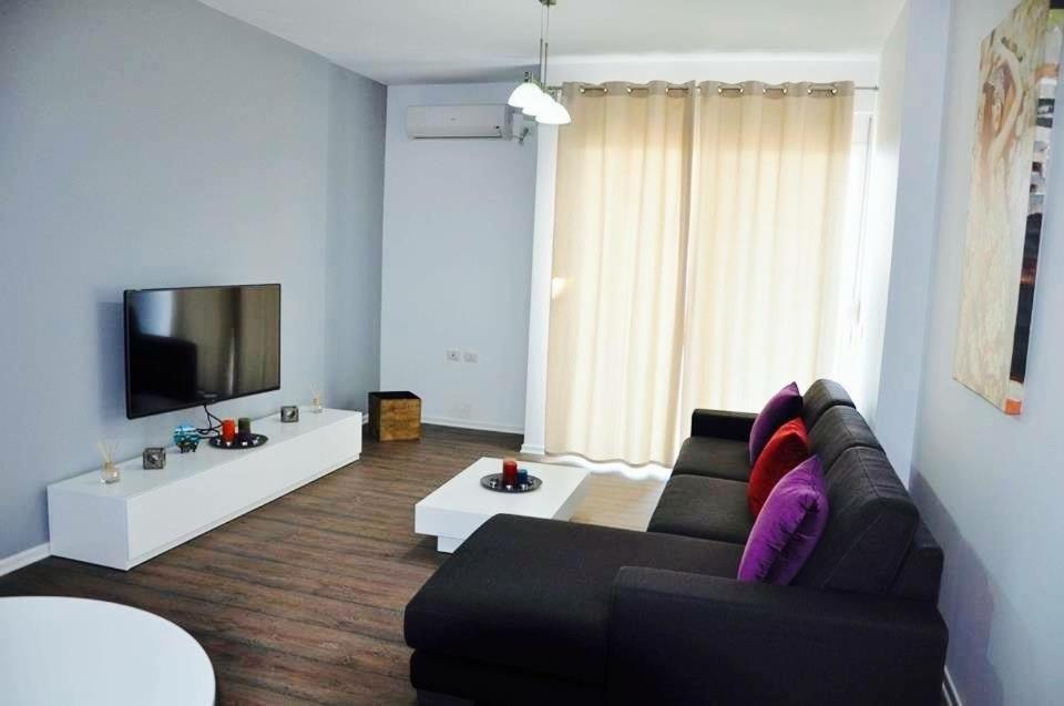 Rock Apartments Σαράντα Εξωτερικό φωτογραφία