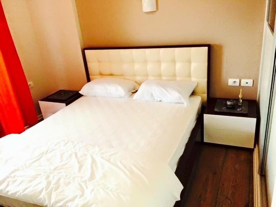 Rock Apartments Σαράντα Εξωτερικό φωτογραφία