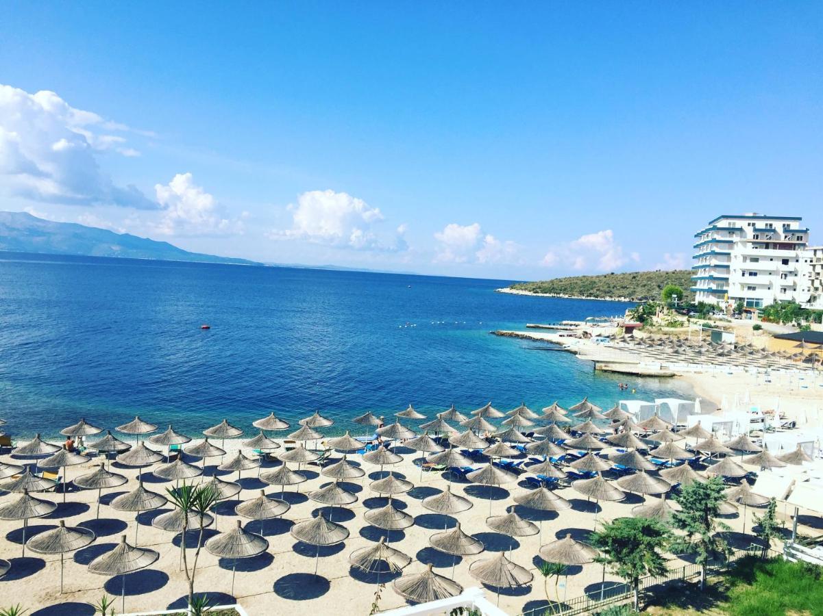 Rock Apartments Σαράντα Εξωτερικό φωτογραφία