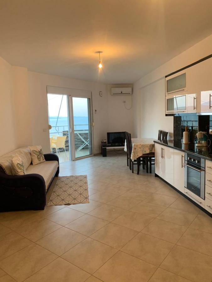 Rock Apartments Σαράντα Εξωτερικό φωτογραφία