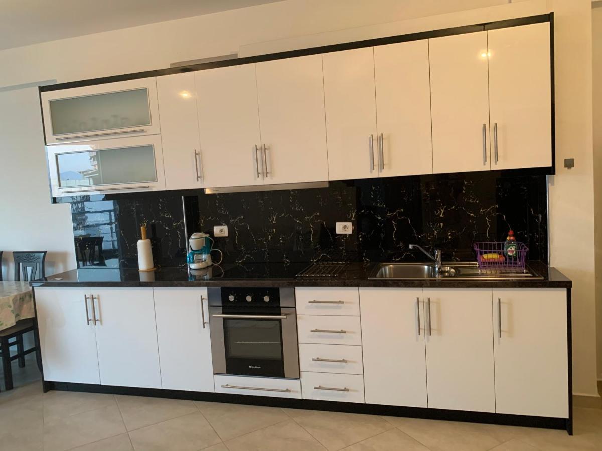 Rock Apartments Σαράντα Εξωτερικό φωτογραφία
