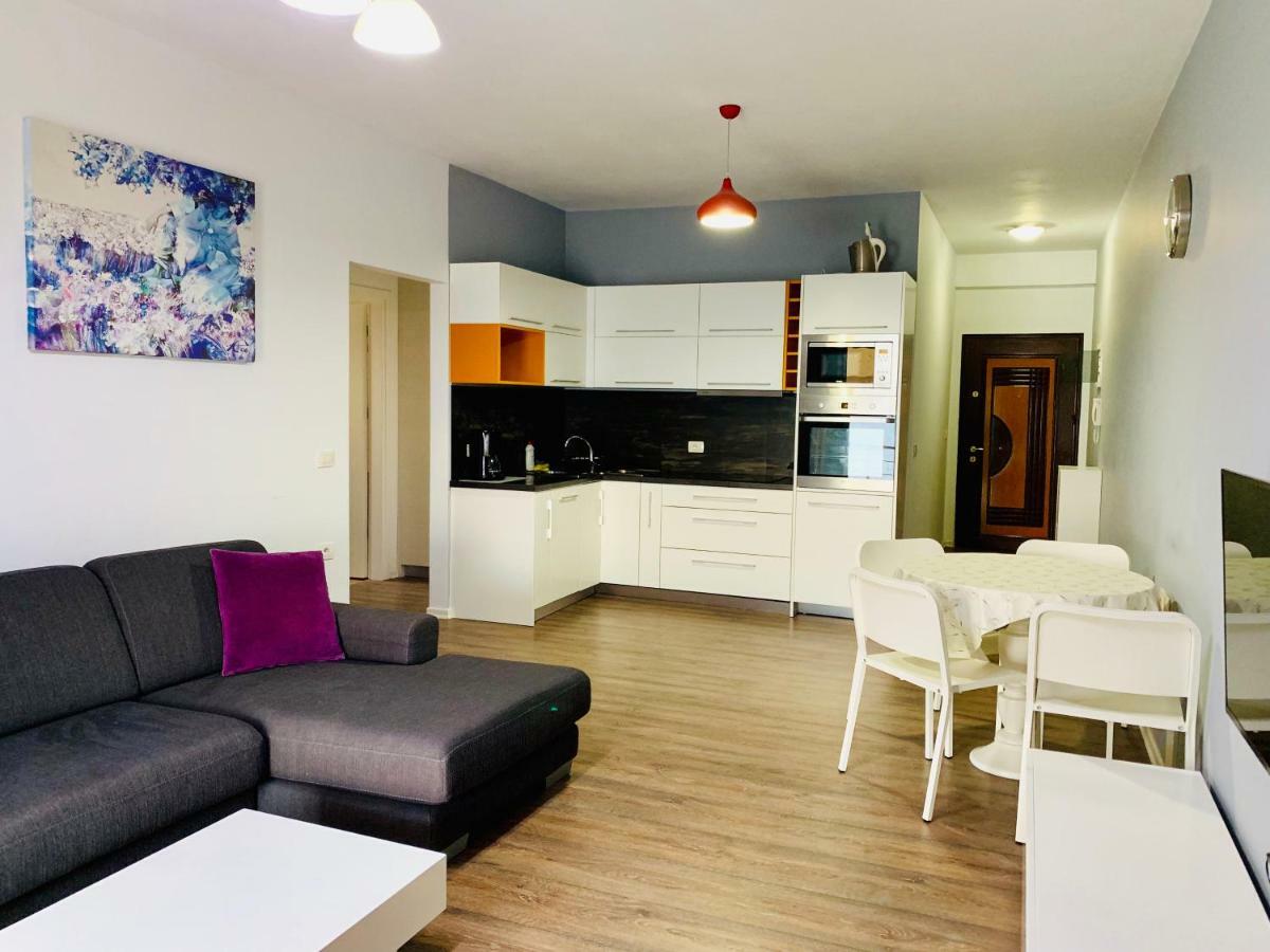 Rock Apartments Σαράντα Εξωτερικό φωτογραφία